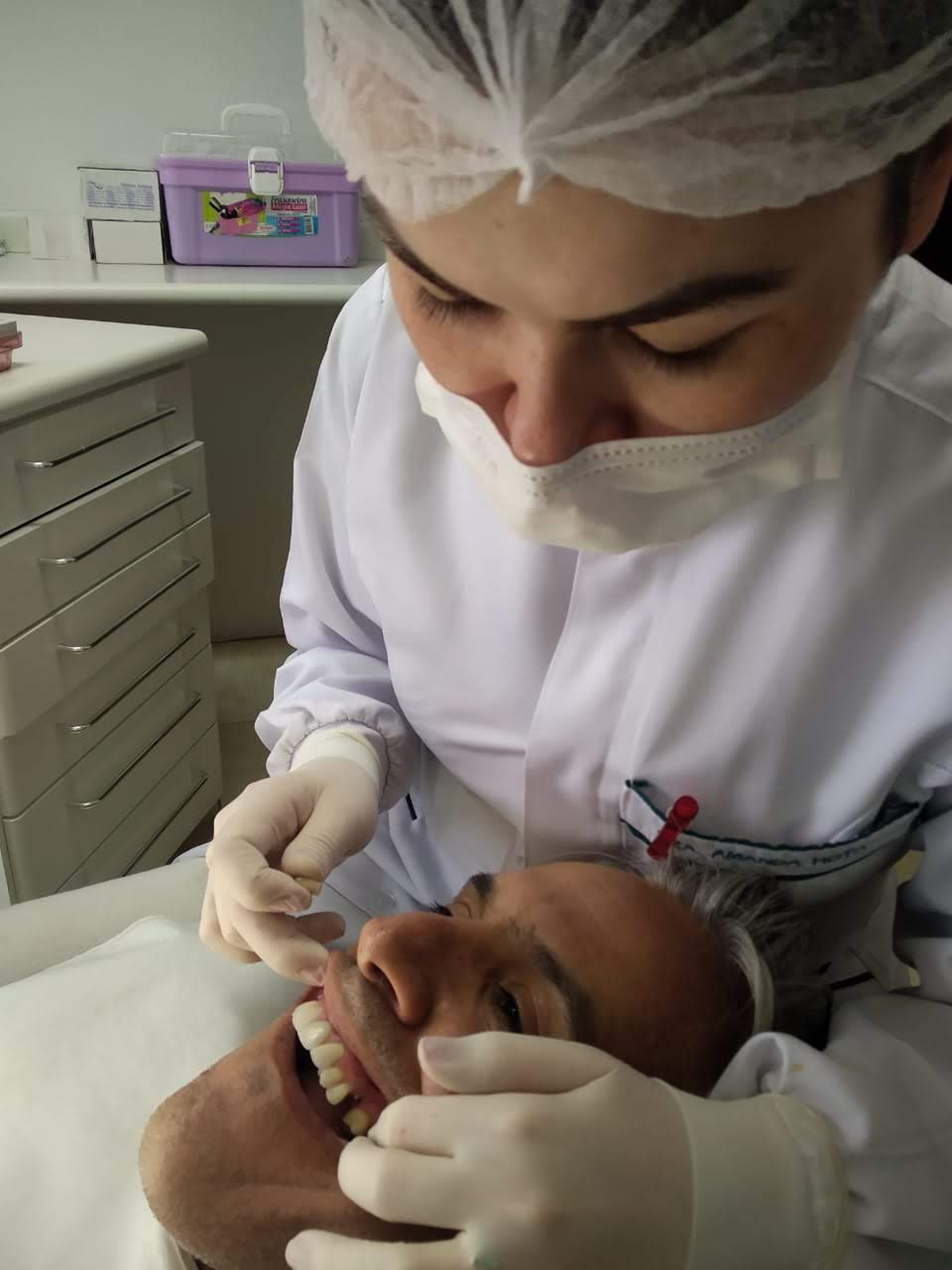 Antes — Implante Dentário em Curitiba